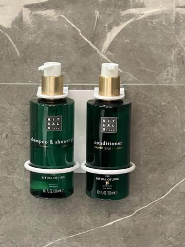 Twin Room,1706786235:JPEG